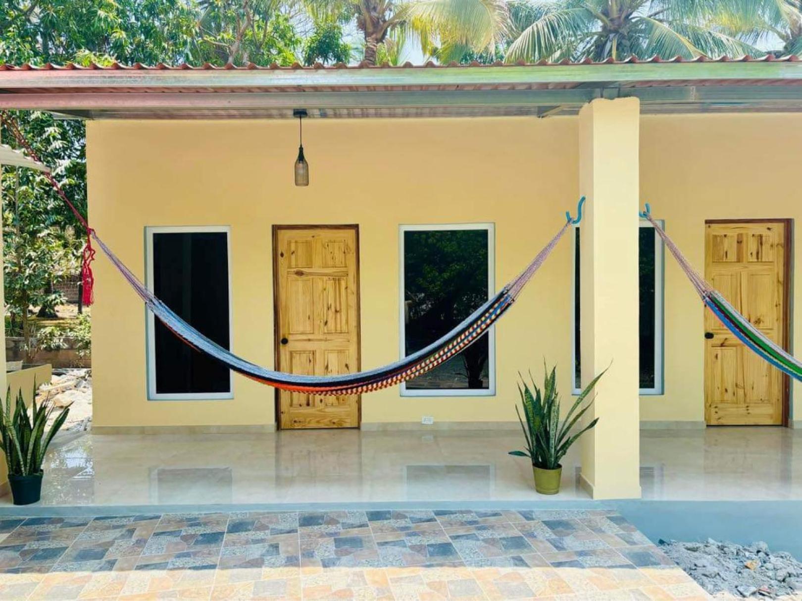 Hostal Camila'S Tamanique Esterno foto