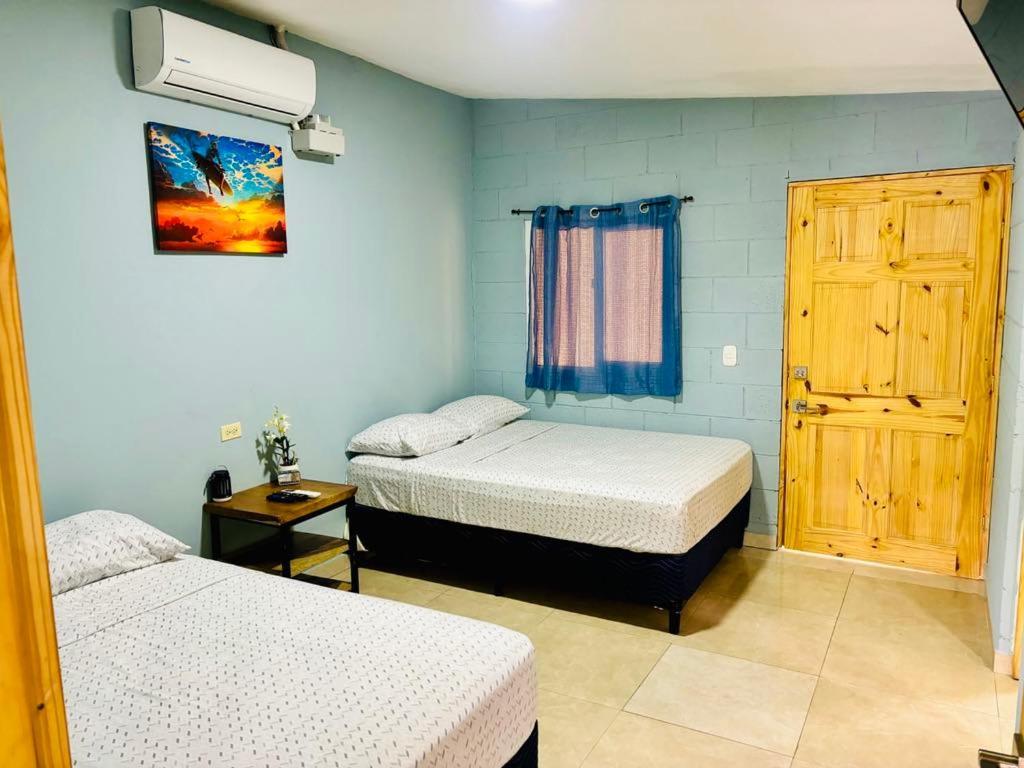 Hostal Camila'S Tamanique Esterno foto