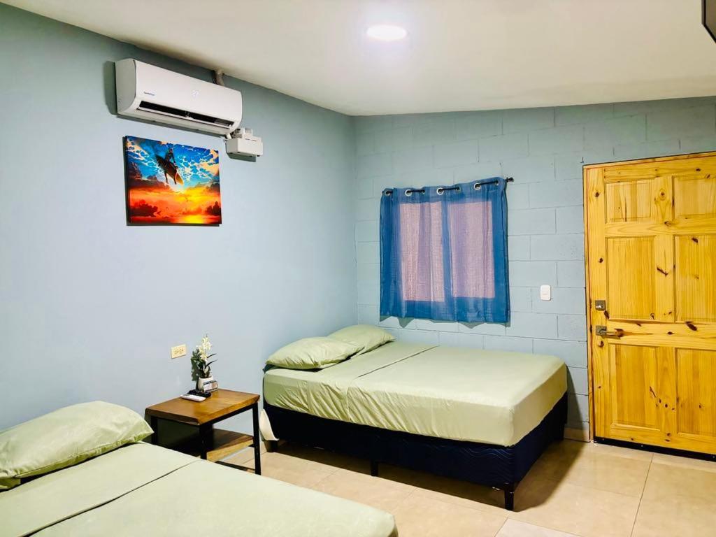 Hostal Camila'S Tamanique Esterno foto
